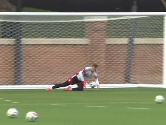 Manuel Neuer ist zurück auf dem Trainingsplatz. Beim Auftakttraining in Winston-Salem war der Torhüter mit von der Partie. Sein Einsatz zum WM-Auftakt ist nach wie vor eingeplant.