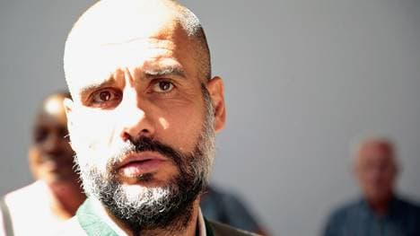 FC Bayern Muenchen Traditional Bavarian Dress Kitting Out