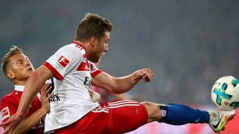 Sven Schipplock (r.) steht in der Startelf des Hamburger SV