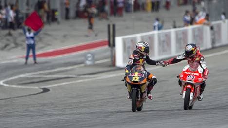  Jonas Folger (l.) und Sandro Cortese fahren künftig für IntactGP