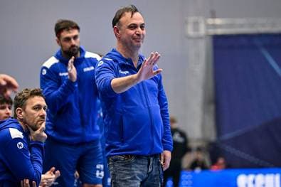 Hanning peilt Sensation an