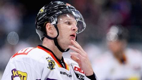 Daniel Pietta von den Krefeld Pinguinen