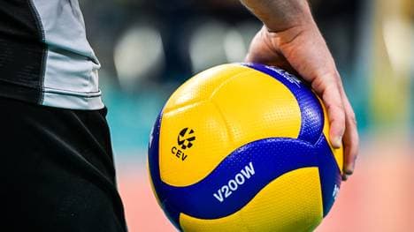 Eine Schiedsrichterin beklagt Diskriminierung seitens des italienischen Volleyball-Verbands FIPAV (Symbolbild)