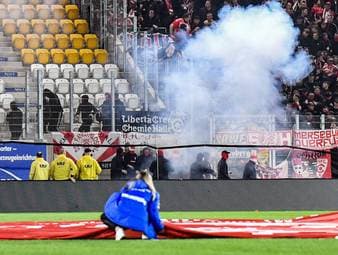 Heftige Krawalle überschatten Ost-Duell