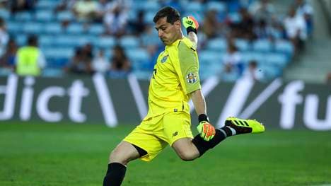 FC Porto v Everton - Algarve Cup