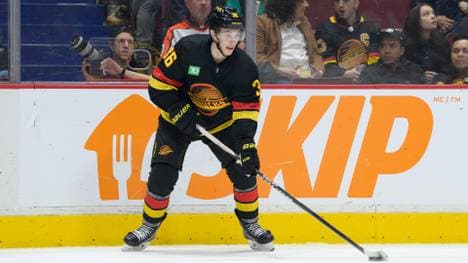 Akito Hirose spielte für die Vancouver Canucks