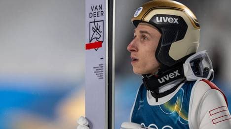Daniel Tschofenig wurde beim Olympia-Skispringen von der Großschanze disqualifiziert