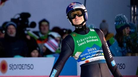 Andreas Wellinger kämpft um den Sieg in Vikersund