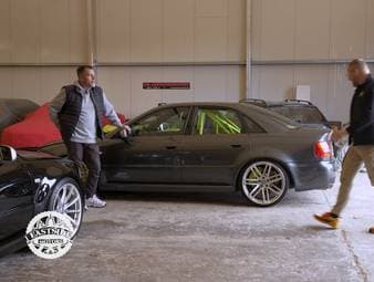 Sammler René muss einen El Camino, einen SL 65 AMG und einen Camaro Z28 loswerden. Das nimmt der Dresdener Autohändler Enrico zum Anlass die ganze Familie mit nach Brandenburg zu nehmen. In der Autogesellschaft will Dominik währenddessen einen Nissan 370 Z an den Mann bringen. Doch Wunsch und Wirklichkeit des Interessenten klaffen hier 14.000 Euro auseinander. Bei John in der Werkstatt steht unterdessen ein VW T3 auf der Bühne.