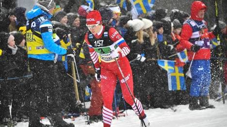 Natalya Nepryayeva ist für ihren Coach etwas zu schwer