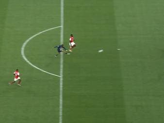 Ein würdiger Nachfolger von Kylian Mbappé? Flügelstürmer Bradley Barcola führt PSG mit zwei Treffern innerhalb von drei Minuten auf die Siegerstraße. 