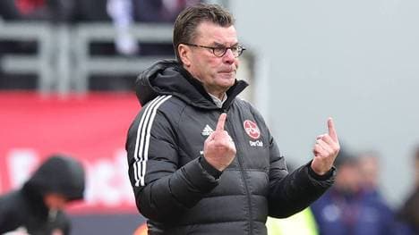 Dieter Hecking feiert Debüt-Sieg