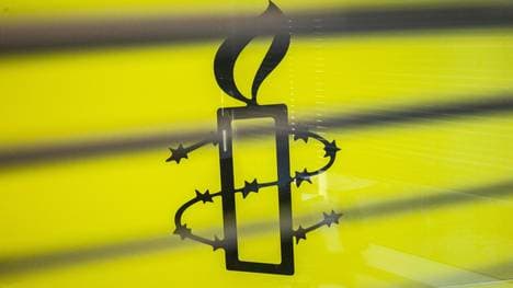 Das Logo der Menschenrechtsorganisation Amnesty
