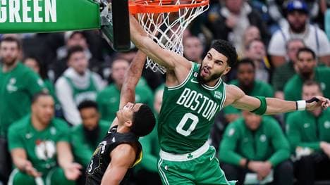 Jayson Tatum (re.) war Mann des Spiels bei den Celtics