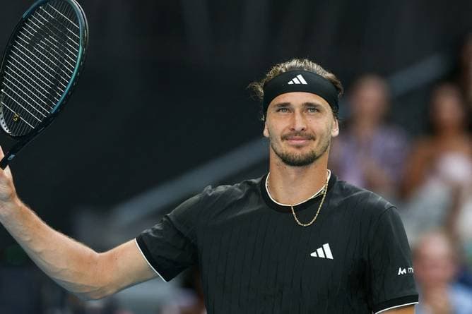 Zverev gewinnt bei Comeback