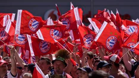FBL-GER-BAYERN-MUNICH-CELEBRATIONS