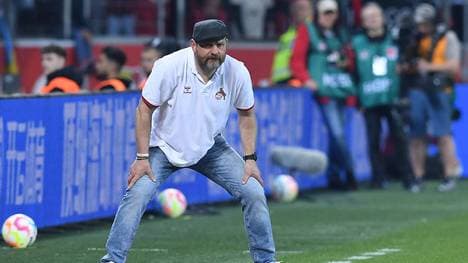 Steffen Baumgart hat eine Wette verloren