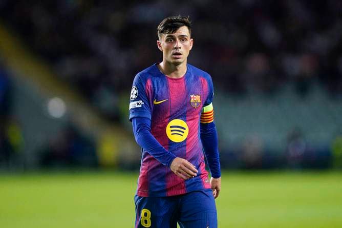 "Er haut mich um": Pedri feiert Bayern-Star ab