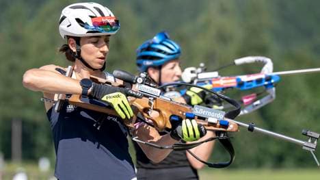  Lisa Vittozzi und Franziska Preuß trainierten zusammen in der Saisonvorbereitung