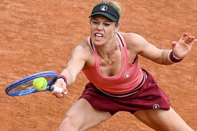 "Gruppe völlig Gestörter": Tennis-Ass hält Wutrede
