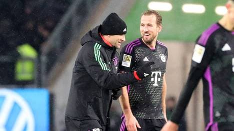 Thomas Müller (l.) und Harry Kane sind seit Sommer Teamkollegen