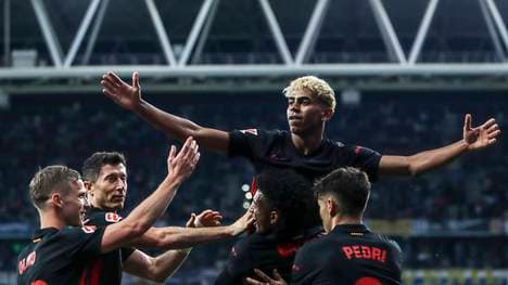 Lamine Yamal hat einen neuen Vertrag beim FC Barcelona unterschrieben