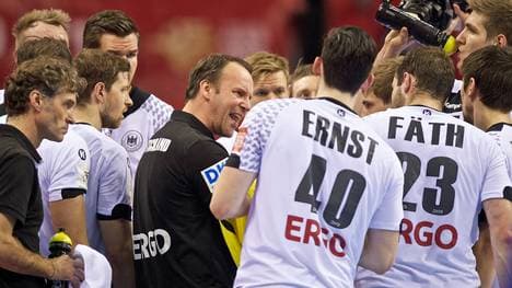 Bundestrainer Dagur Sigurdsson strich unter anderen den Gummersbacher EM-Helden Simon Ernst