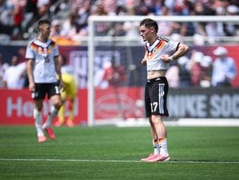 Einzelkritik: Die Künstler bleiben blass