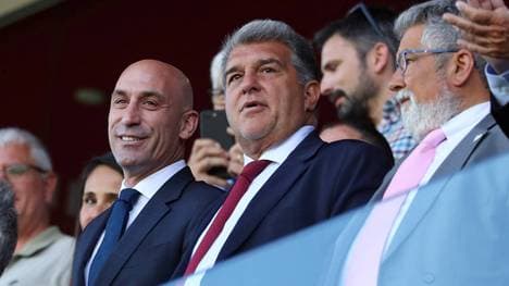 Barca-Präsident Joan Laporta beim Spiel des Frauen-Teams