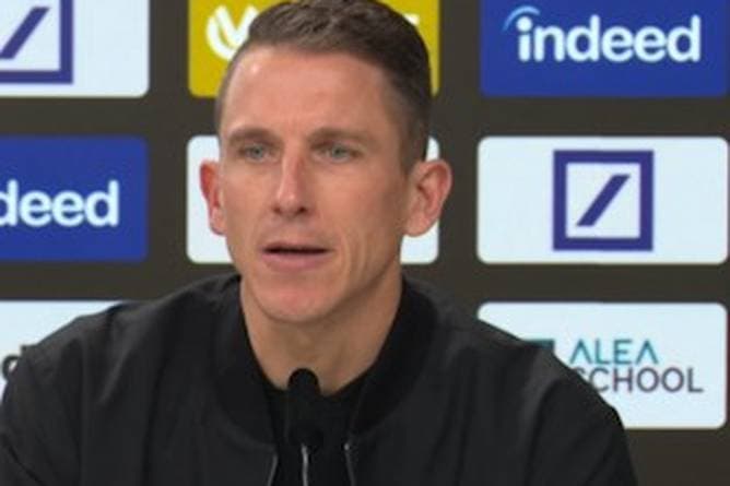 VAR? "Tut meiner Fußballerseele weh"