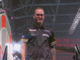 Brendan Dolan legt einen guten Auftritt hin und schlägt Jimmy Hendriks mit 3:1. Er steht nun in Runde drei.