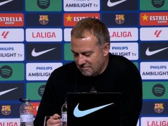 Vor dem Duell mit Real Madrid erleidet Hansi Flick einen Schicksalsschlag durch den Tod seines Vaters. Wie seine Mannschaft mit der Nachricht umgeht, macht den Trainer sichtlich emotional.