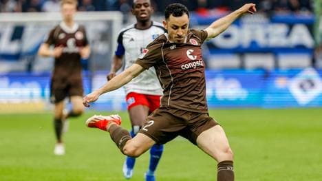 Manolis Saliakas spielt seit 2022 für St. Pauli