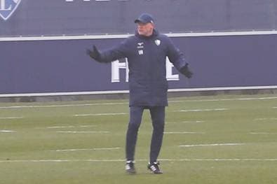 Krebs & 22 Vereine! Das bewegte Leben des Uwe Rösler