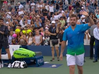 Bei den US Open sagt Tennislegende Stan Wawrinka Tschüss. Der Schweizer Künmdogte im vergangen Jahr an das dieses Jahr sein letztes auf der Tour sein wird. Damit war sein Erstrundenmatch gegen Berrettini sein letzter Auftritt bei einem Grand Slam.