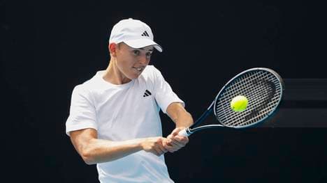 Das deutsche Tennis-Top-Talent Justin Engel gewinnt sein erstes Spiel auf der ATP-Tour