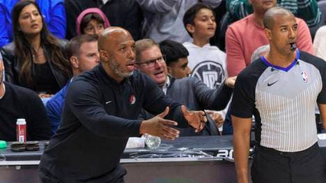 Chauncey Billups (l.) und die Portland Trail Blazers sind sauer auf die Schiedsrichter