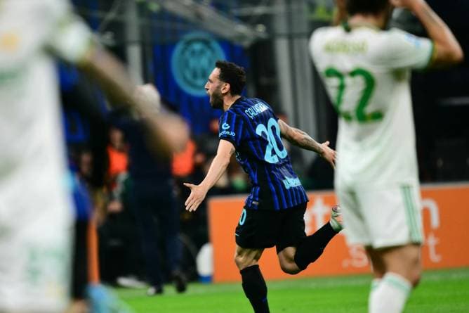 Calhanoglu mit brachialem Traumtor