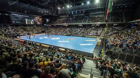 Vor dem Spiel der Füchse kommt es zu einem tragischen Zwischenfall