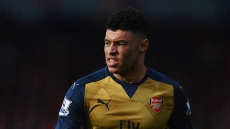 Alex Oxlade-Chamberlain laboriert an einer Knieverletzung