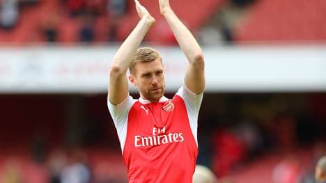 Arsenal v Aston Villa - Premier League