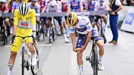 Wer hat dieses Mal die Nase vorn: Tadej Pogacar (l.) oder Remco Evenepoel?