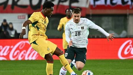 Derrick Köhn (l.) im Trikot von Ghana