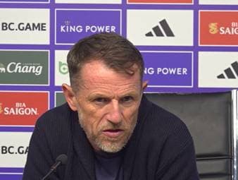 Nach dem Abstieg aus der Championship in die League One spricht Gary Rowett Klartext. Leicester habe wichtige Eigenschaften vermissen lassen, die Fans hätten deutlich mehr verdient.