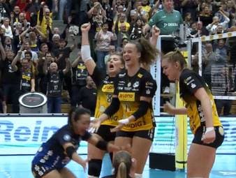 Der VfB Suhl LOTTO Thüringen siegt gegen USC Münster klar mit 3:0. Im letzten Satz kommt es aber zu einer irren Wendung.