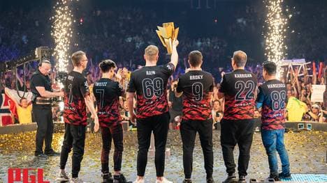 In einem hart umkämpften Finale bezwingt der FaZe Clan mit Natus Vincere den amtierenden Weltmeister und krönt sich selbst zum Major-Sieger