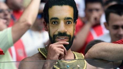 Mit Masken dieser Art versuchten Diebe, Geschäfte zu plündern