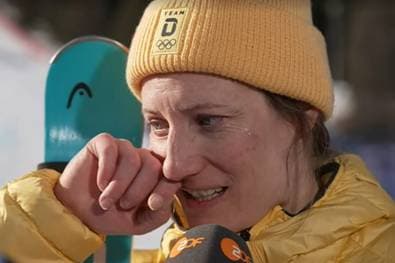 Emotionale Dürr gibt Tränen-Interview