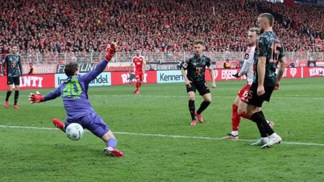 Jonas Urbig patzte entscheidend