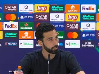 Der FC Bayern dominierte Real Madrid zum größten Teil des Spiels im Santiago Bernabéu. Los-Blancos-Trainer Álvaro Arbeloa lobt Torschütze Kylian Mbappé trotz der 1:2-Pleite.